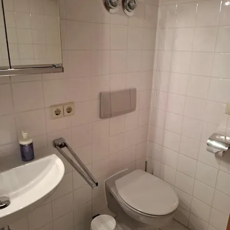 Ruhige Und Praktisch Moeblierte 2 Zi 52 Qm Apartamento Plochingen