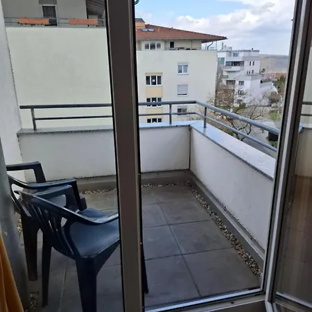 Ruhige Und Praktisch Moeblierte 2 Zi 52 Qm * Plochingen