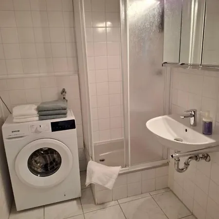 Ruhige Und Praktisch Moeblierte 2 Zi 52 Qm * Plochingen