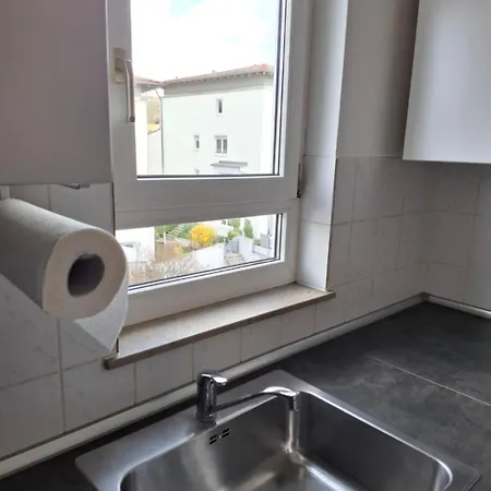 Ruhige Und Praktisch Moeblierte 2 Zi 52 Qm Plochingen