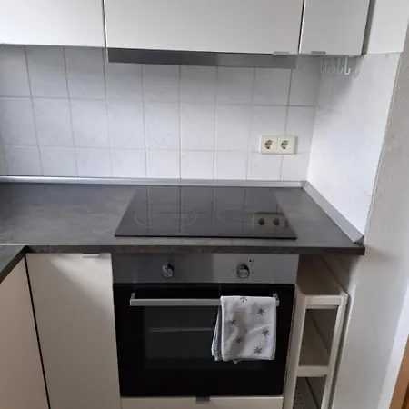 Ruhige Und Praktisch Moeblierte 2 Zi 52 Qm Apartamento *