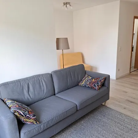 Ruhige Und Praktisch Moeblierte 2 Zi 52 Qm Apartment