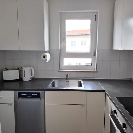 Ruhige Und Praktisch Moeblierte 2 Zi 52 Qm Apartamento *